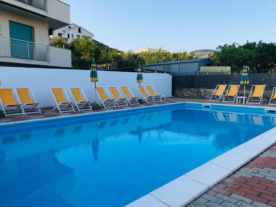Pietra Ligure - Essential With Swimming Pool Apartment Екстериор снимка